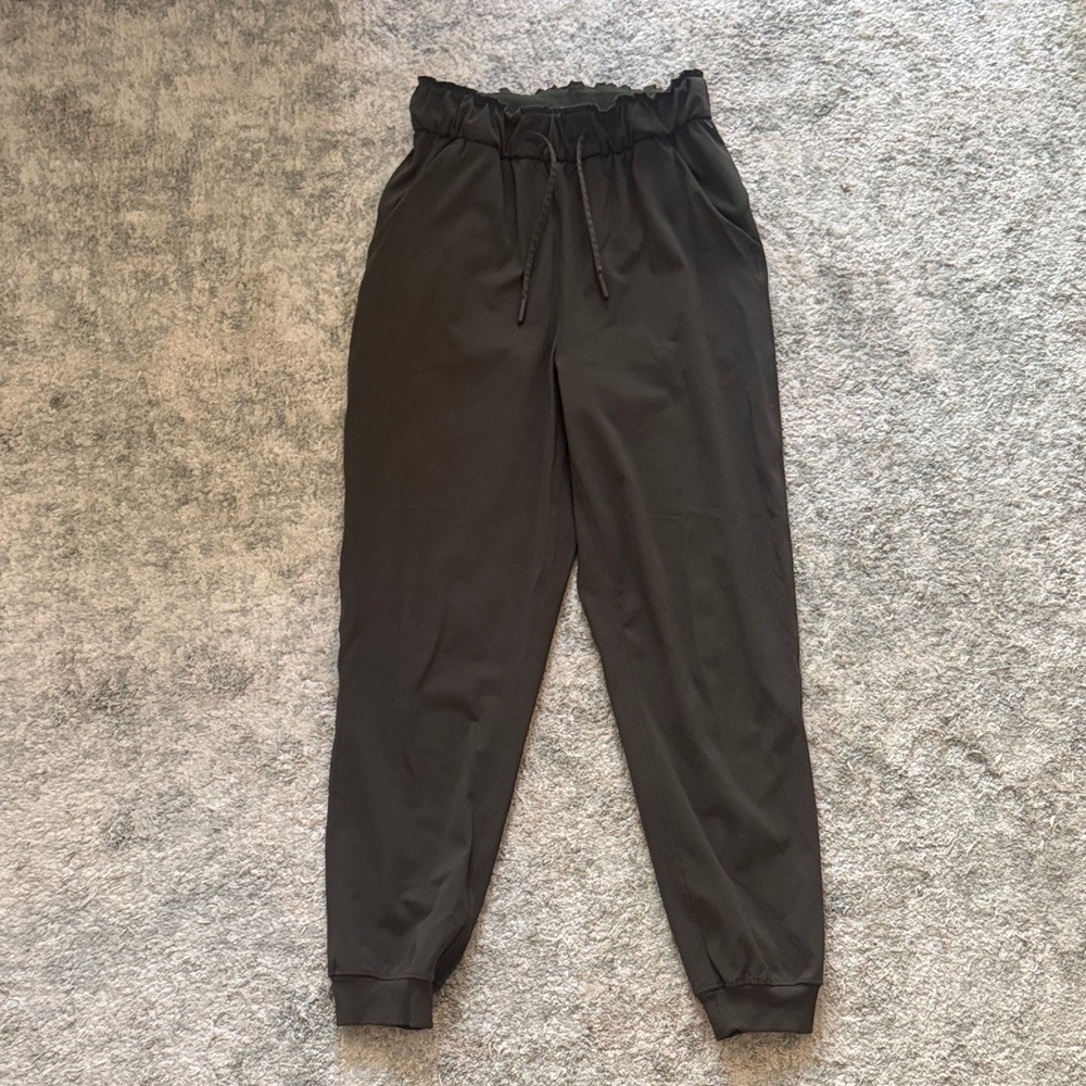 Lululemon Stretch High-Rise Jogger *Full Length*